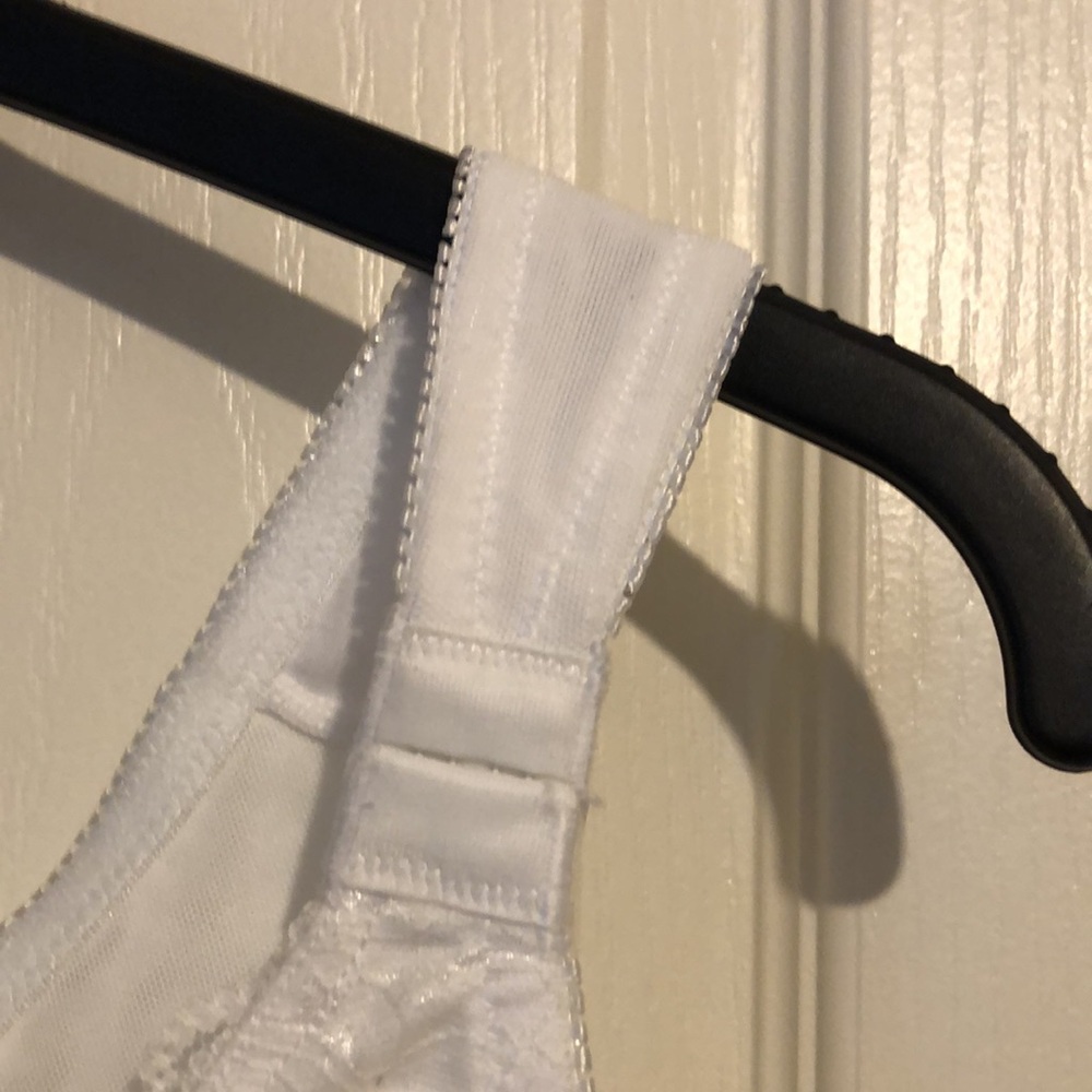 NWT comfortchoice white bra Size 54DD - Picture 3 of 6